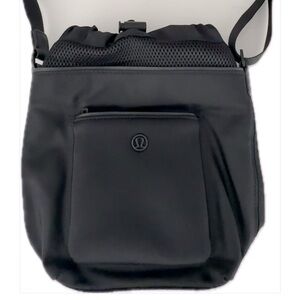 Lululemon small purse/tote